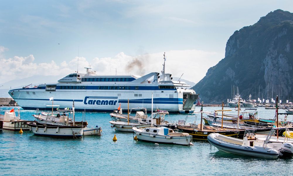 Bootsfahrt Sorrent - Capri mit dem Linienboot