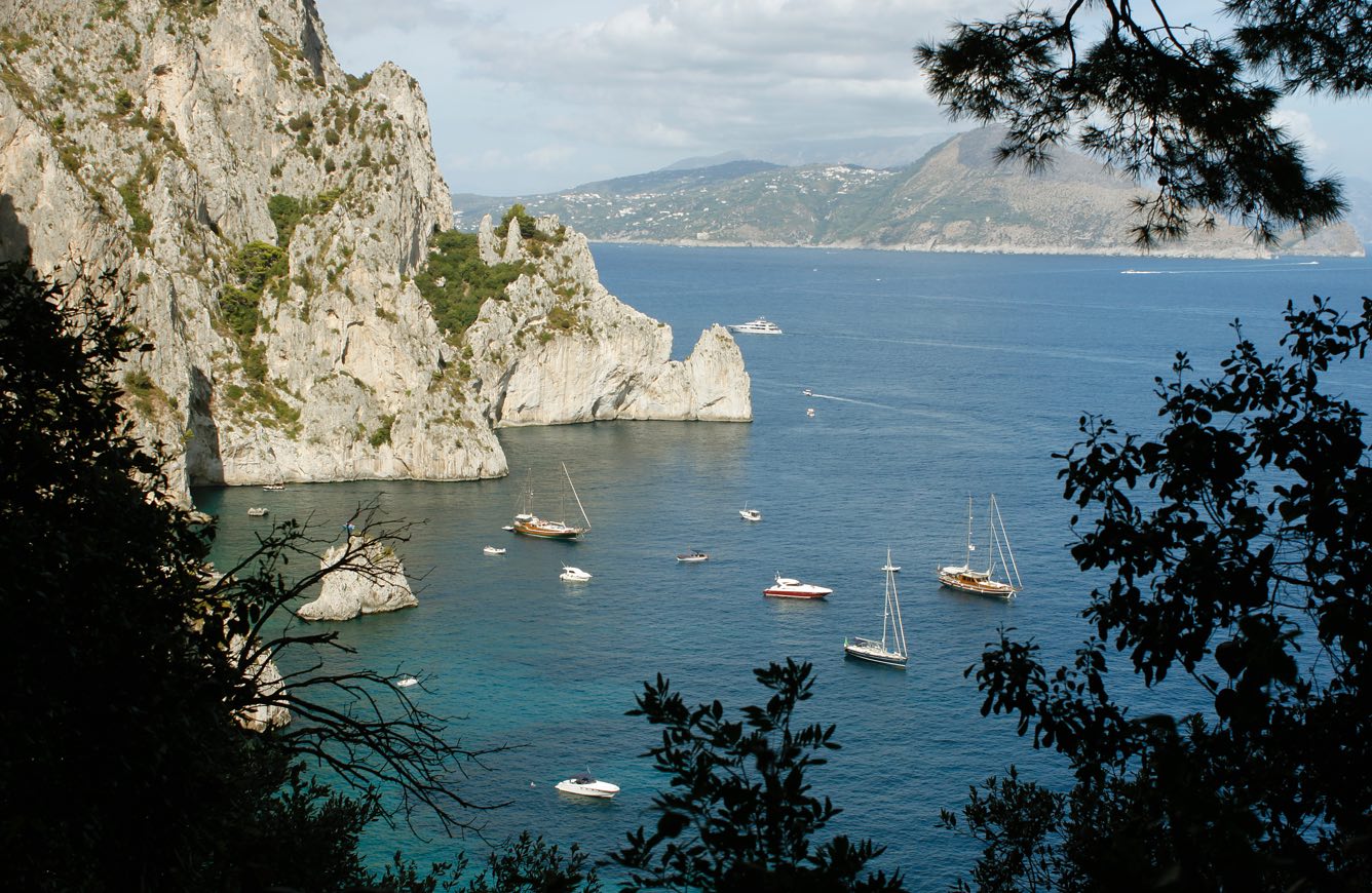 Bootsfahrt nach Capri ab Piano di Sorrento mit Inselumrundung